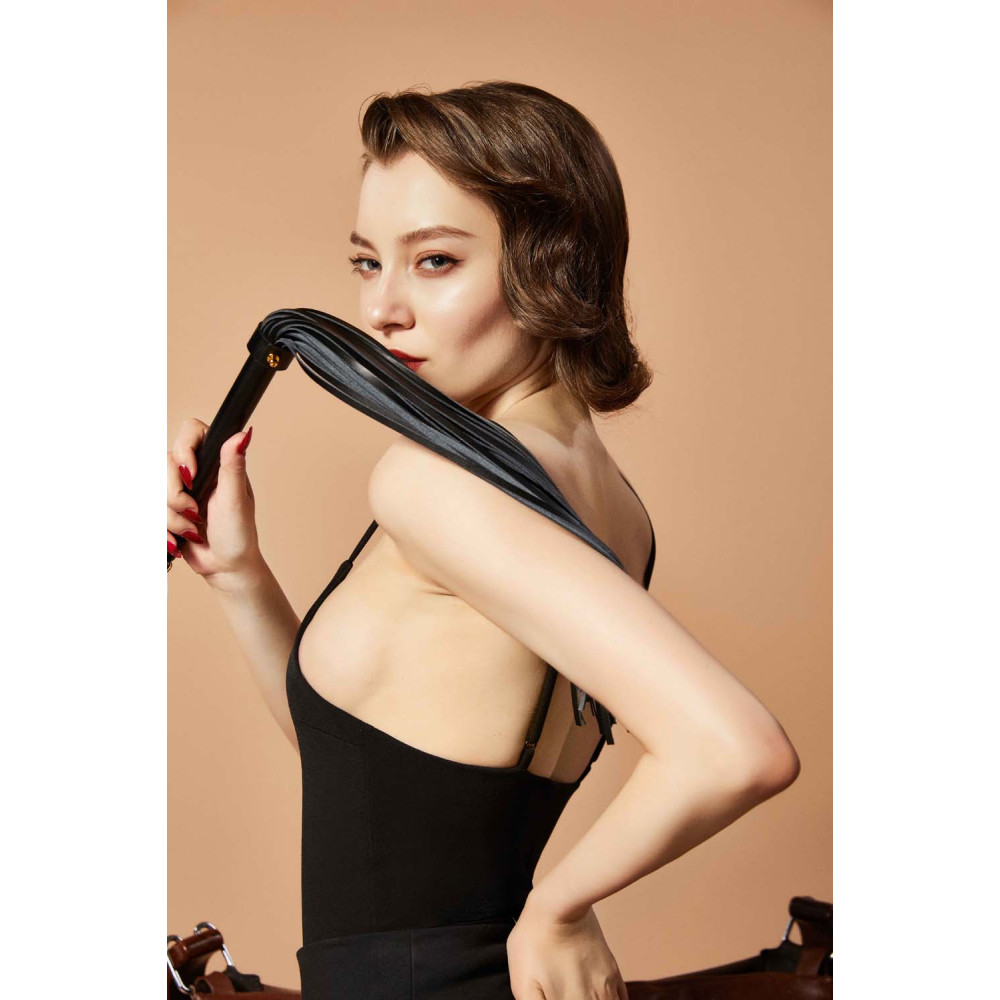 Флоггер (плетка) итальянская кожа UPKO Leather Flogger с позолотой, черный (32444), zoom