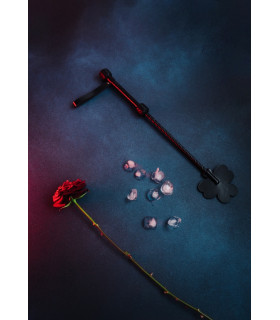 Стек в виде листика клевера Candy Hero, натуральная кожа, черный, 55 см - No Taboo