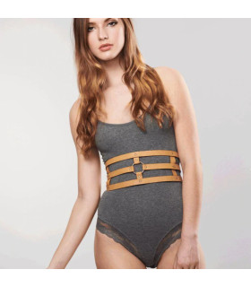 Широкий пояс с наручниками MAZE Bijoux Indiscrets бежевый - No Taboo