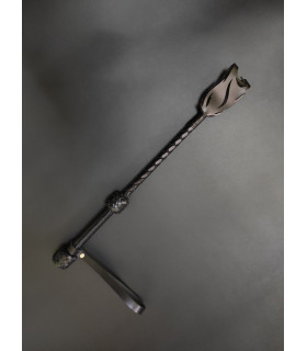 Стек с розой, кожаный для БДСМ Candy Hero, короткий, черный - No Taboo