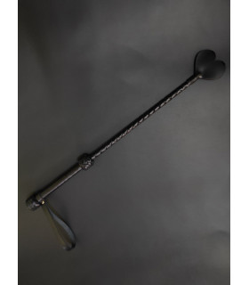 Стек с сердцем, кожаный для БДСМ Candy Hero Heart, длинный, черный - No Taboo