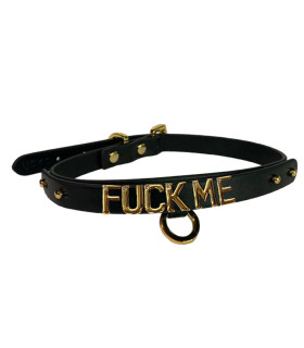Чокер с надписью FUCK ME от UPKO из итальянской кожи, черный с золотой фурнитурой - No Taboo