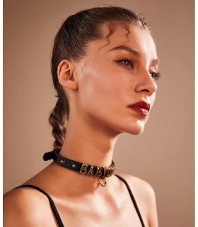 Чокер с надписью DADDY от UPKO из итальянской кожи, черный с золотой фурнитурой - No Taboo