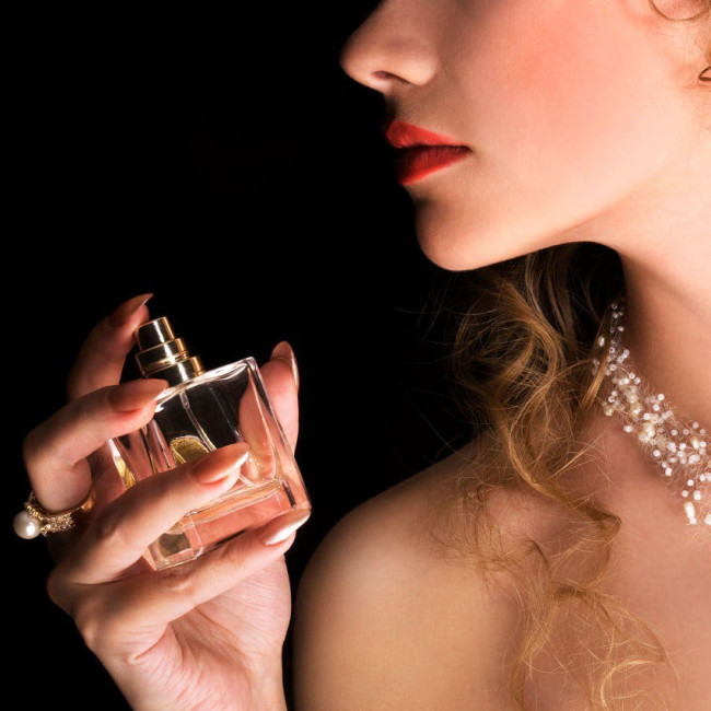 Как выбрать эффективные духи с феромонами?
