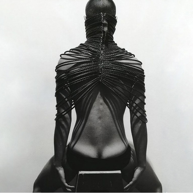 Шибарі: японська техніка зв'язування